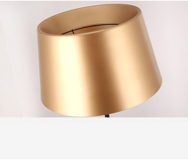 Светильник DZN-13671 ЧЕРНЫЙ + ЗОЛОТО ` D500/H1600/1/E14/40W MUSSO