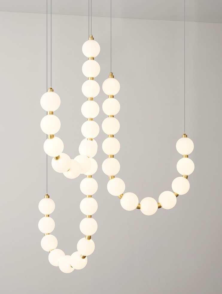 Светильник DZN-13838 БРОНЗА ` D430/H650+1200/12/LED/45W/4500K N-LACEE D100mm белые акриловые шары с