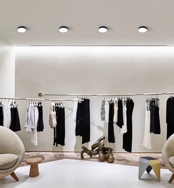 Светильник SAPFIR SPF-9544 ЧЕРНЫЙ D220/H58/1/LED/20W/4000K ATOM 24-12